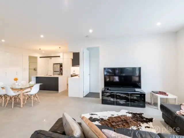 Sixth view of Homely unit listing, 304/38 Latimer Street, Holland Park QLD 4121