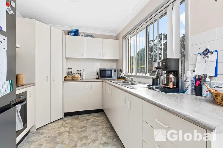 Fifth view of Homely house listing, 2 Whitehaven Drive, Lakelands NSW 2282
