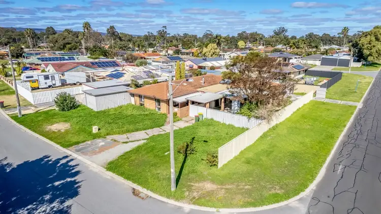Fifth view of Homely house listing, 2 Pimelea Place, Pinjarra WA 6208