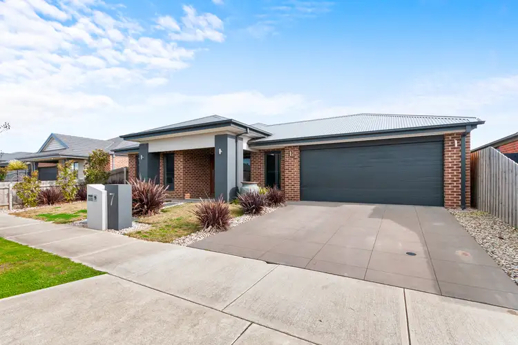 Second view of Homely house listing, 7 Princeton Way, Traralgon VIC 3844