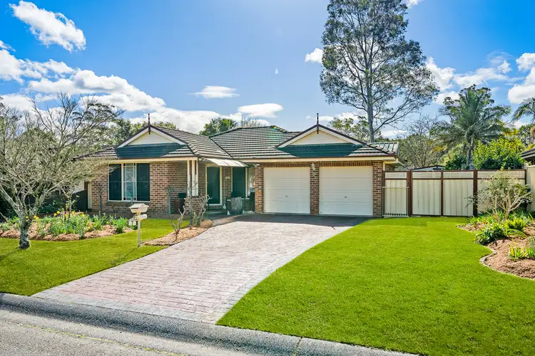 7 Donna Close, Lisarow NSW 2250