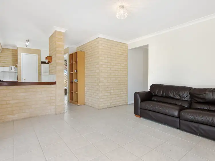 Fifth view of Homely house listing, 4 Kirkpatrick Court, Seville Grove WA 6112