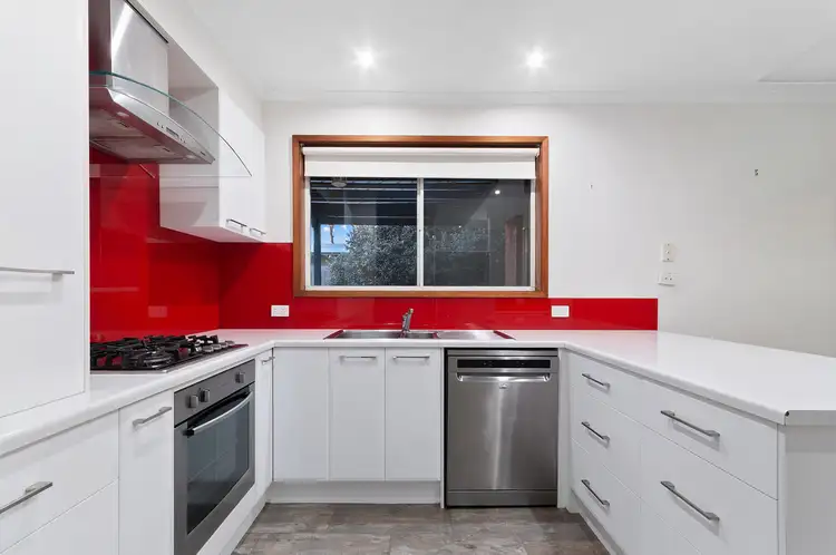 Fifth view of Homely house listing, 24 Frances Court, Sale VIC 3850