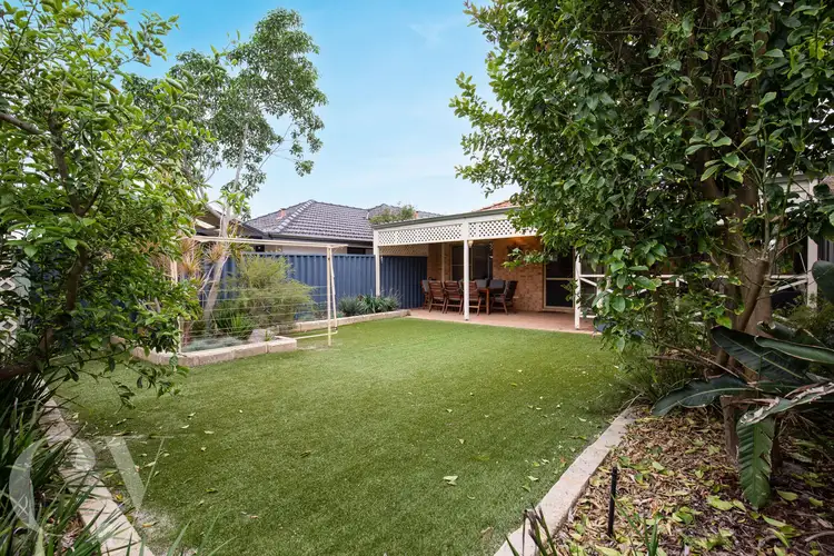 25 Conochie Crescent, Manning WA 6152