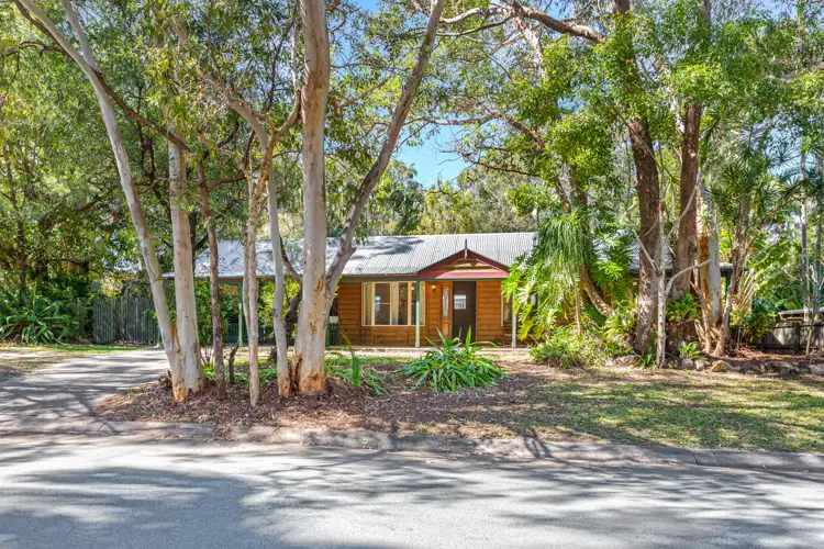 1 Jeenon Street, Mount Coolum QLD 4573