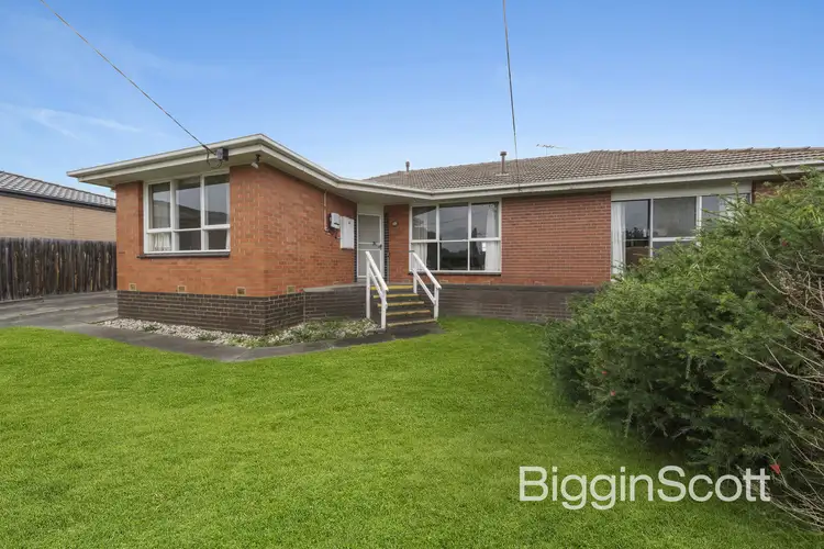 Second view of Homely house listing, 10 Ada Court, Noble Park VIC 3174