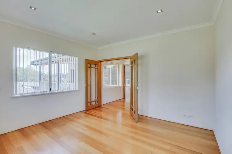 Fourth view of Homely house listing, 16 Vincent Lookout, Bedfordale WA 6112