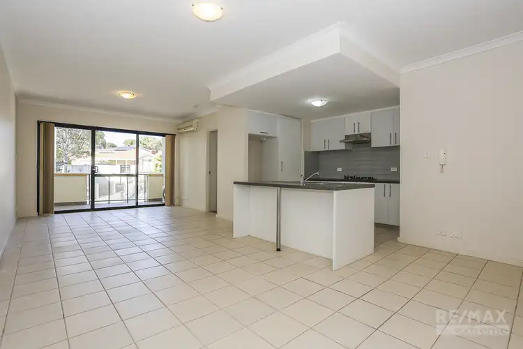 Fifth view of Homely apartment listing, 5/5 Eastleigh Loop, Currambine WA 6028