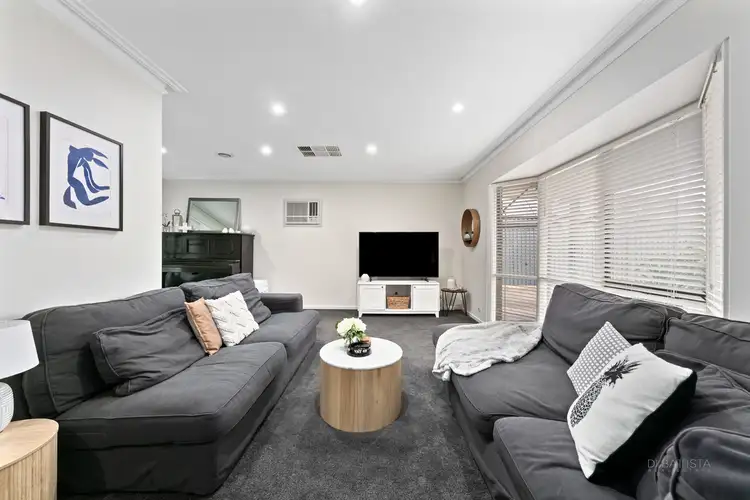 Fifth view of Homely house listing, 14 Falmouth Court, Craigieburn VIC 3064