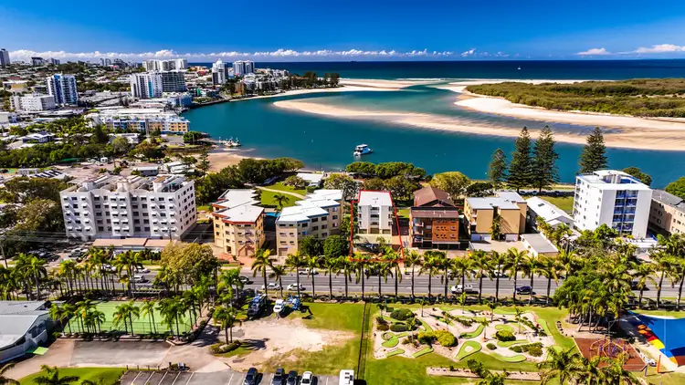 Main view of Homely unit listing, 3/15 Landsborough Parade, Golden Beach QLD 4551