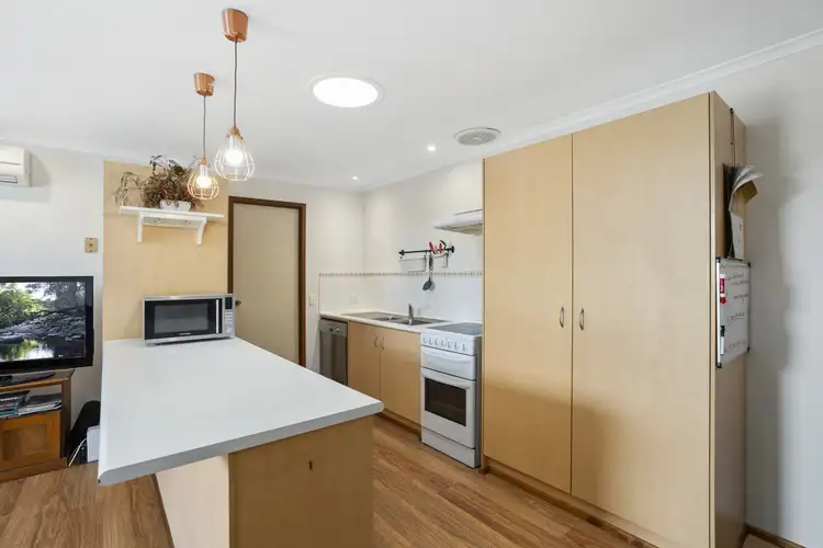 Fifth view of Homely semi-detached listing, 2/8 Dorrigo Drive, Worongary QLD 4213