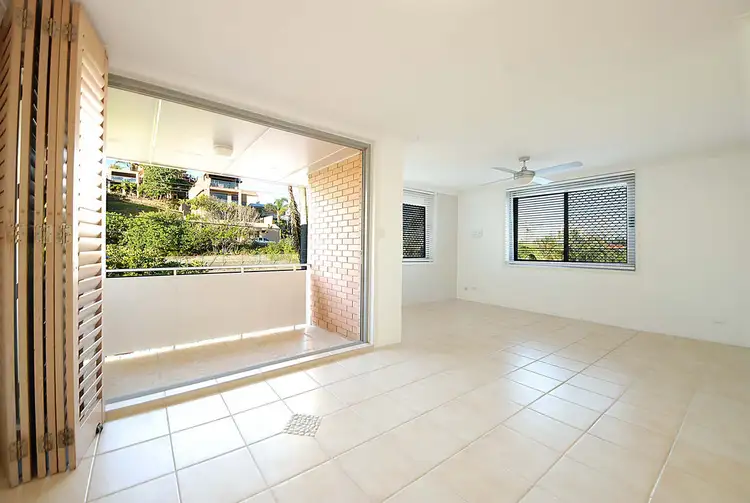 Fourth view of Homely unit listing, 10/1976 Gold Coast Highway, Miami QLD 4220