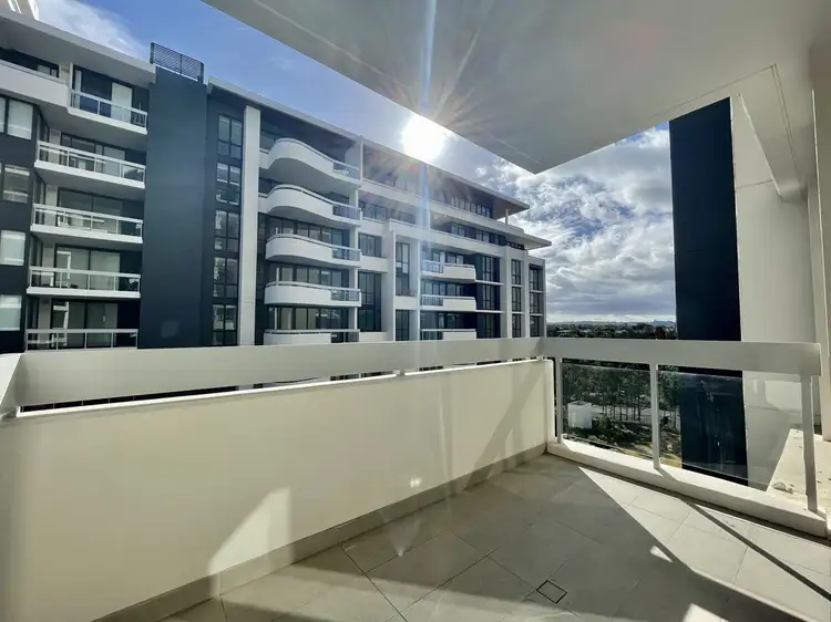 1 Kingfisher Street