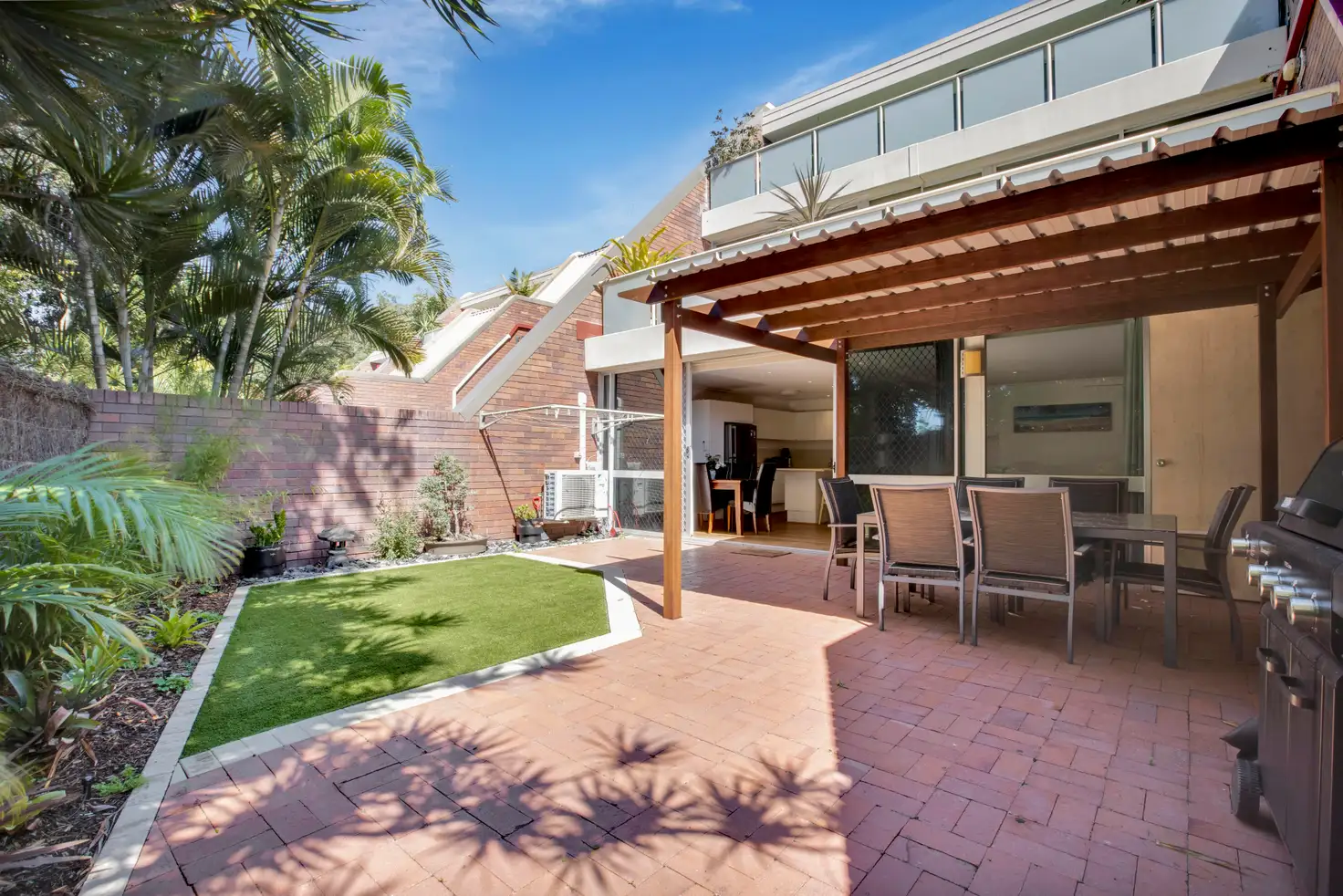 Main view of Homely unit listing, 8/111 Rio Vista Boulevard, Broadbeach Waters QLD 4218