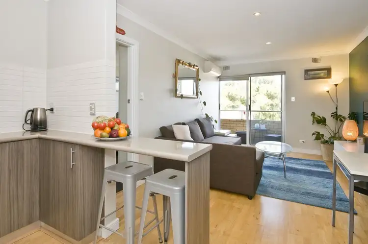 15/10 Murray Avenue, Mosman Park WA 6012