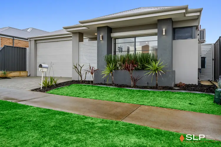30 Azolla Street, Banksia Grove WA 6031