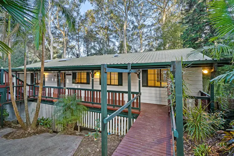 4 Nalkari Avenue, Wyoming NSW 2250