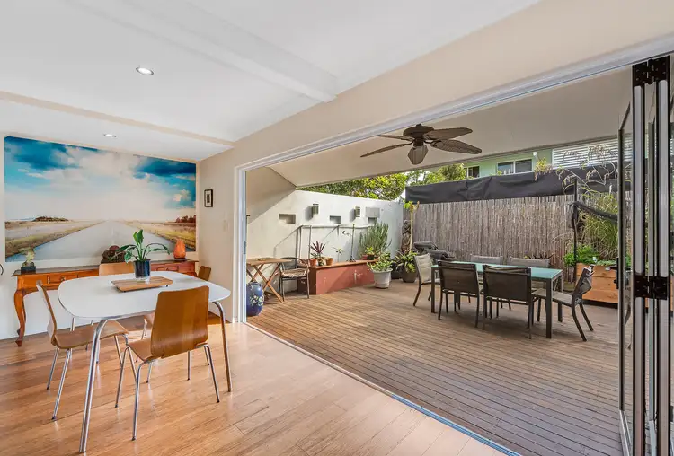 Main view of Homely house listing, 2/5 Bramston Tce, Herston QLD 4006