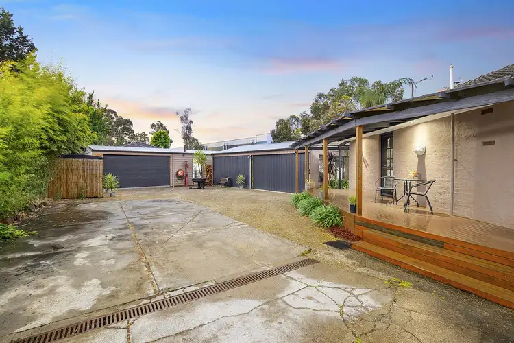 2 Cobar Court, Mooroolbark VIC 3138