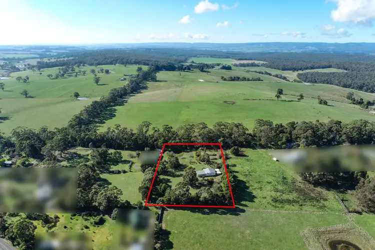 30 Arnolds Road, Barongarook VIC 3249