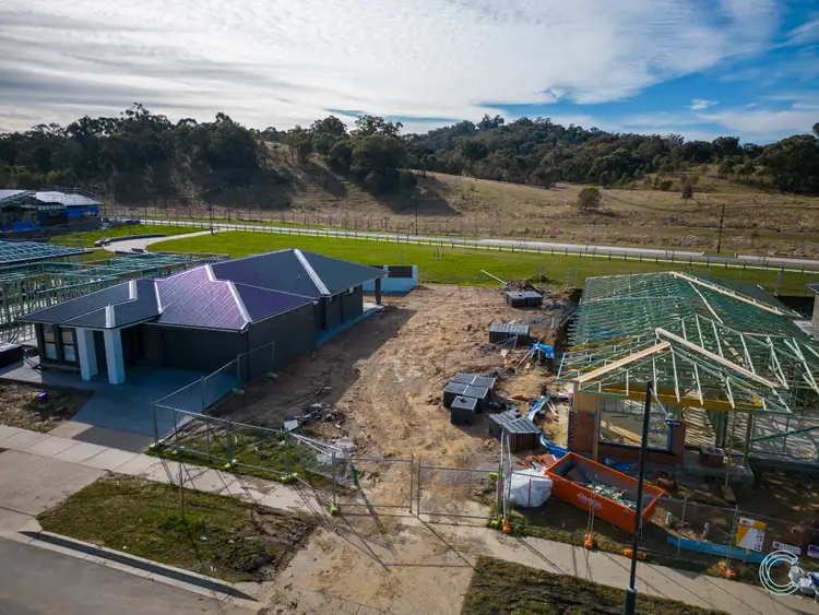 10 Nell Edeson Street, Taylor ACT 2913