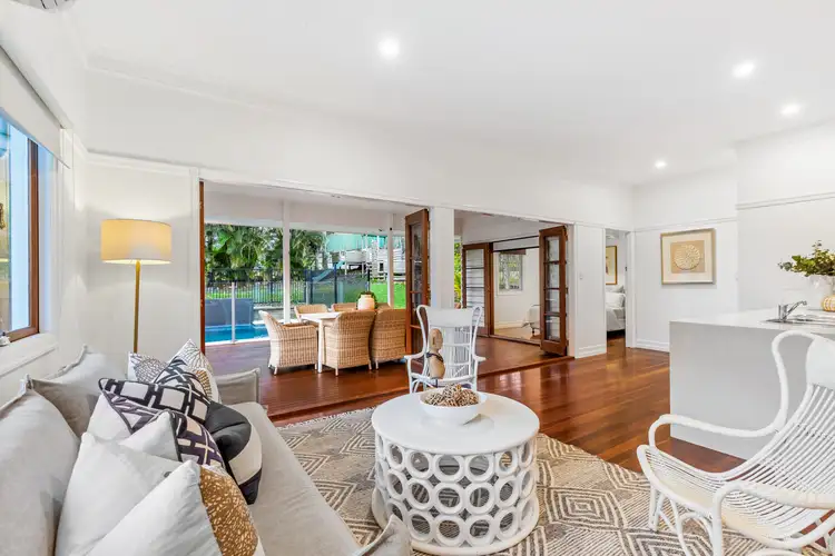 70 Donald Street, Camp Hill QLD 4152