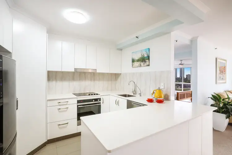 Third view of Homely apartment listing, 20/11 Hughes Avenue, Main Beach QLD 4217
