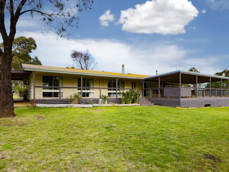 112 Gooch Road, Stratford VIC 3862