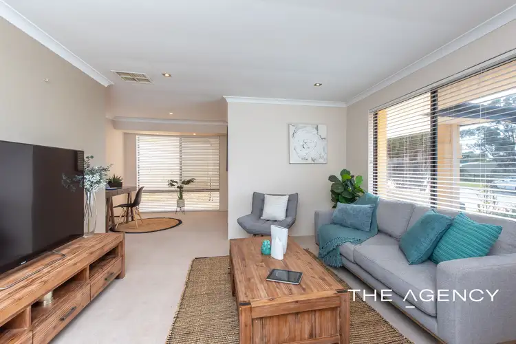 16 Chadlington Drive, Padbury WA 6025