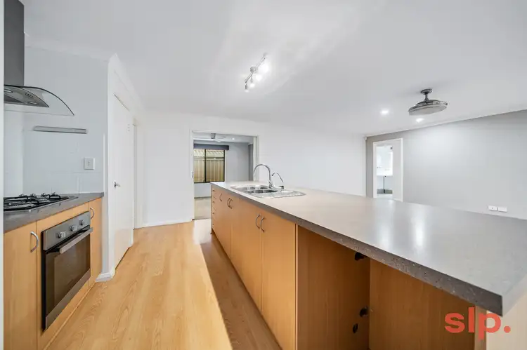 Fifth view of Homely house listing, 8 Merrivale Circle, Tapping WA 6065