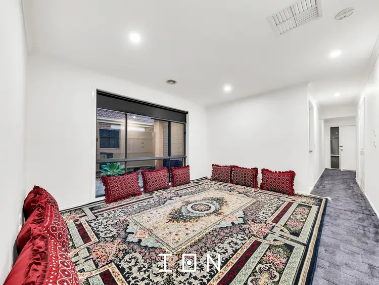 Fifth view of Homely house listing, 1/19 Pharaoh Drive, Cranbourne VIC 3977