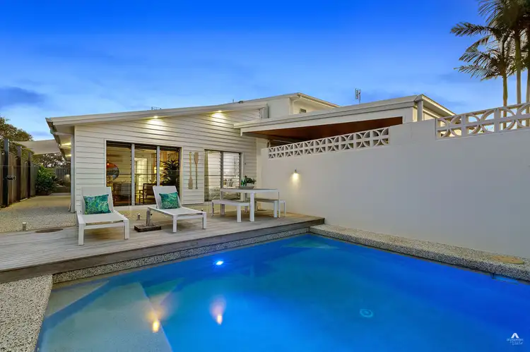1/8 Otama Court, Warana QLD 4575