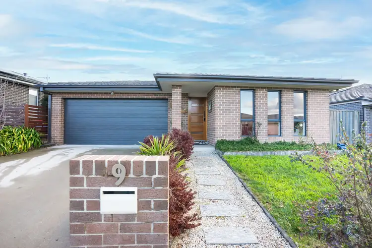 9 Munjuwa Street, Ngunnawal ACT 2913