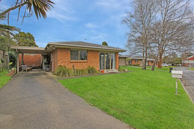6/9-11 Baromi Road, Mirboo North VIC 3871