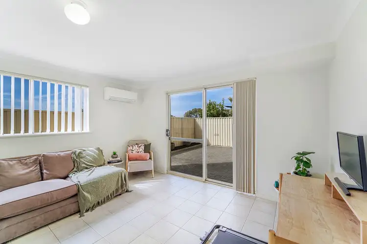 4/15 Giudice Way, Yangebup WA 6164