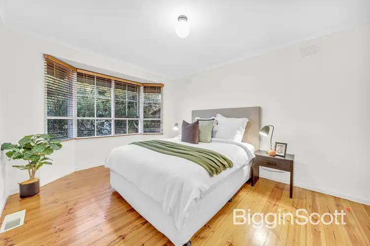 Second view of Homely house listing, 25 Mossgiel Park Drive, Endeavour Hills VIC 3802