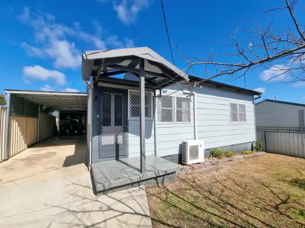 8 Buna Street