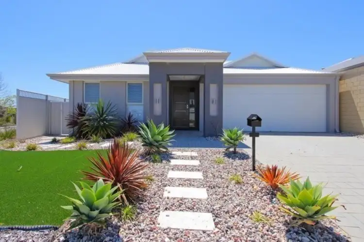 10 Crowned Way, Alkimos WA 6038