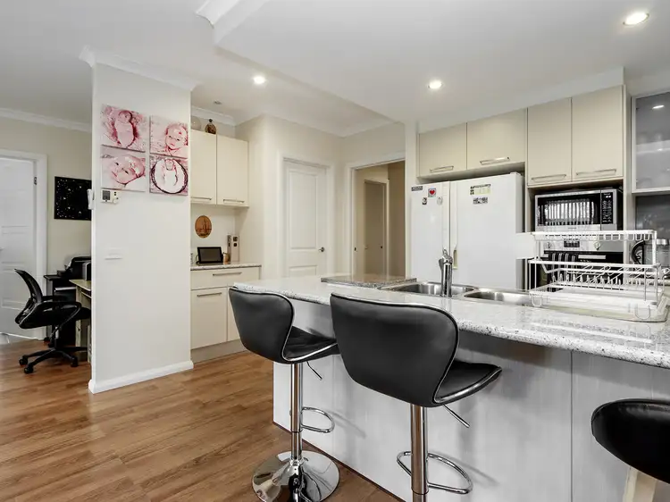 Sixth view of Homely house listing, 2A Melanie Court, Sale VIC 3850