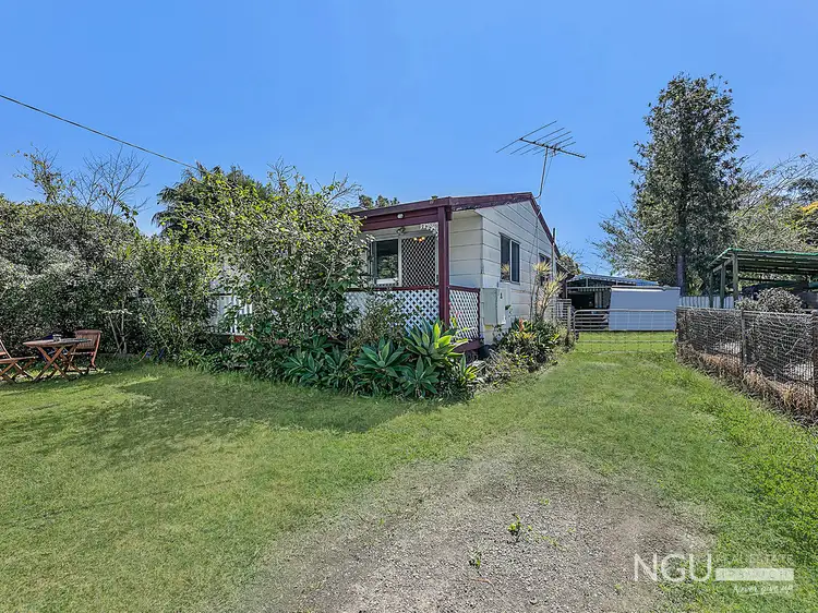 5 Bell Street, Walloon QLD 4306