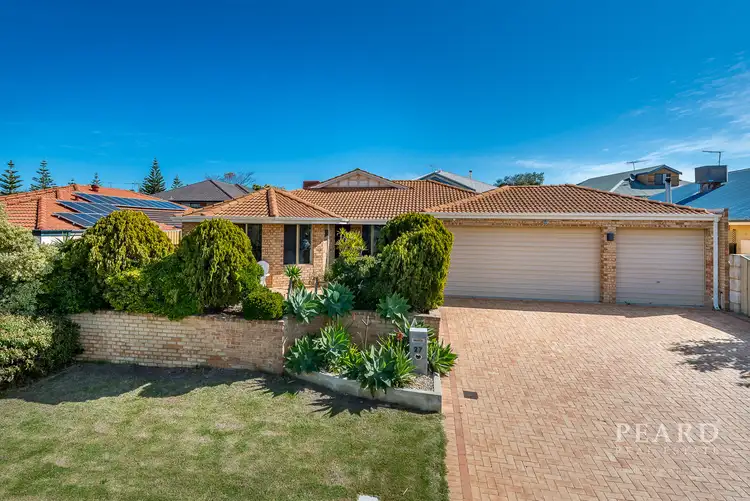 27 Avondale Court, Mindarie WA 6030