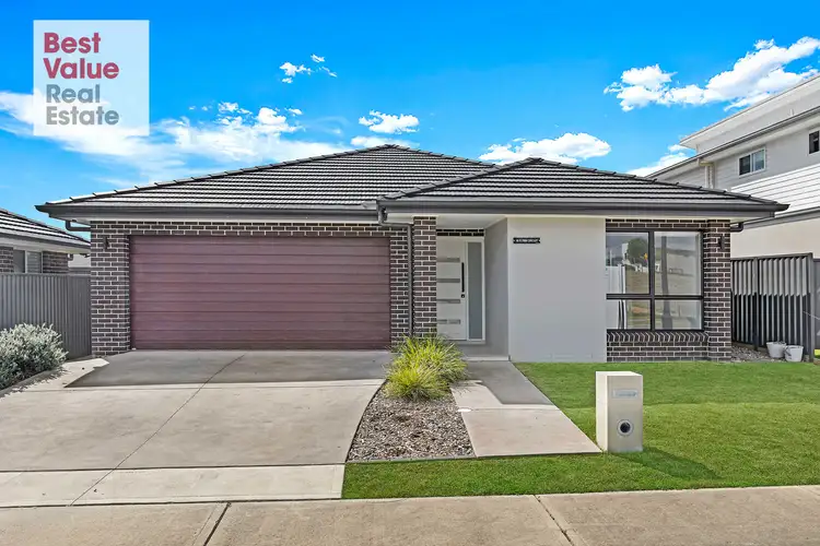 18 Flynn Circuit, Jordan Springs NSW 2747