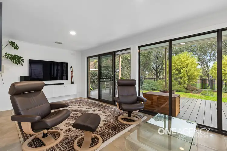 16 Shane Avenue, Seabrook VIC 3028