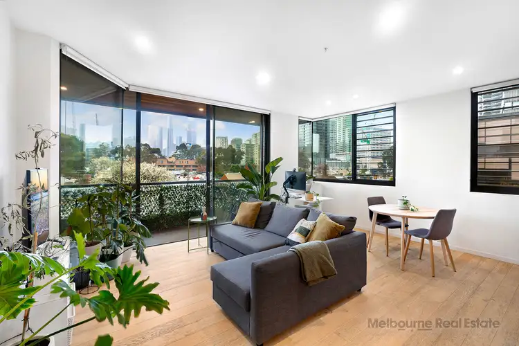 204/58 Stead Street, South Melbourne VIC 3205