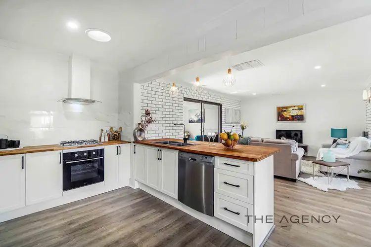 4 Scole Place, Huntingdale WA 6110