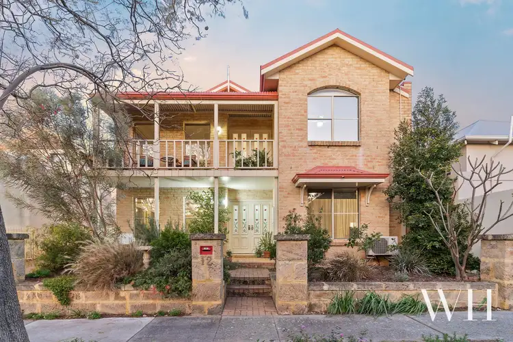 12 Colburn Way, East Fremantle WA 6158