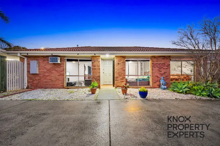1/7 Rosalie Avenue, Cranbourne VIC 3977