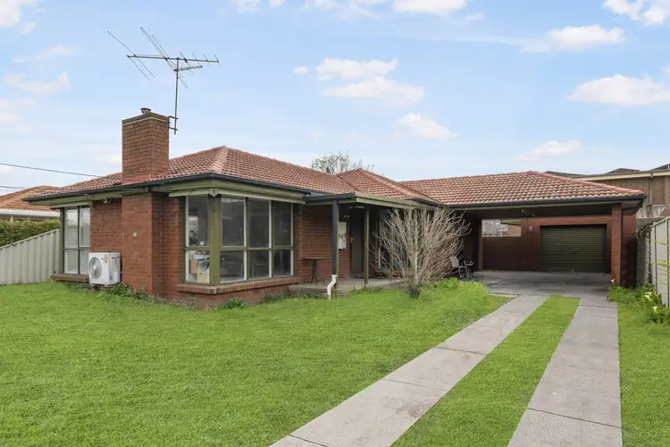 20 Clover Avenue, St Albans VIC 3021
