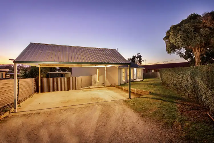 Fourth view of Homely house listing, 2 Skipton Court, Wodonga VIC 3690