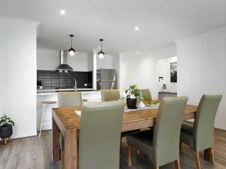 Fifth view of Homely house listing, 10 Peters Drive, Stratford VIC 3862